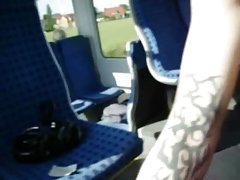 Üçlü içinde sıska Alman kaltak fuck