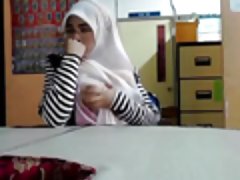 Lezbiyen chatrandom sıcak kız