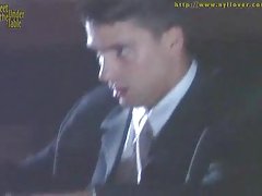 Karısı gizli çalış yeni erkek arkadaşıyla kocası filmler vardır.